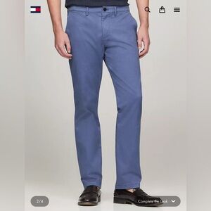 Tommy Hilfiger Men’s Blue Chino Pants Size 33x32 Classic Fit Casual